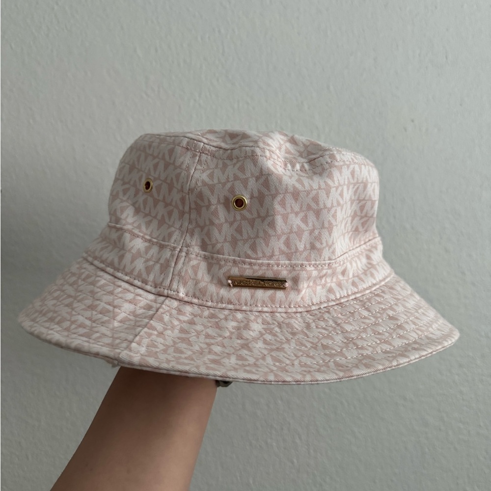 MICHAEL Michael Kors Light Pink Bucket Hat